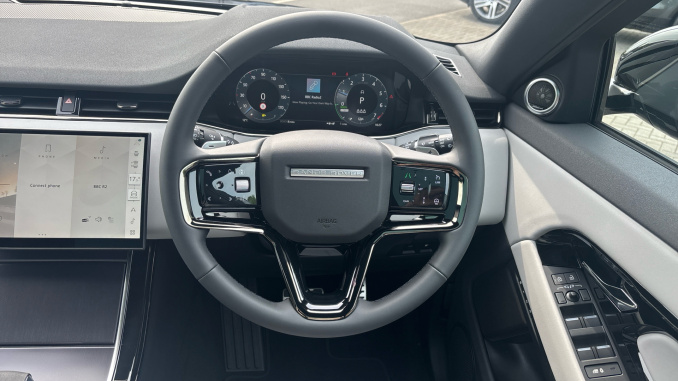 Land Rover Range Rover Evoque 1.5 P270e Edition 5dr Auto Hatchback - Image 15